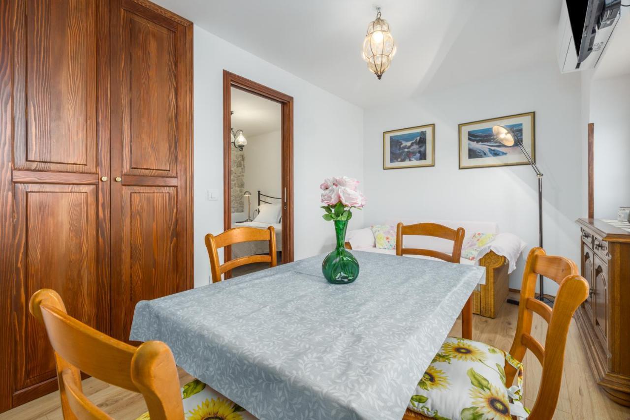 Apartment Lanterna Veneziana Rovinj Exterior photo